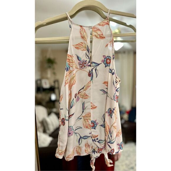 Francesca’s Lush Top    - Picture 3 of 6